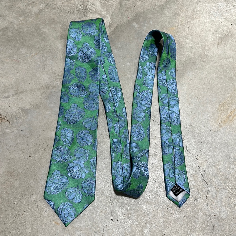 Setazone brand Green w/blue flowers design / G-13